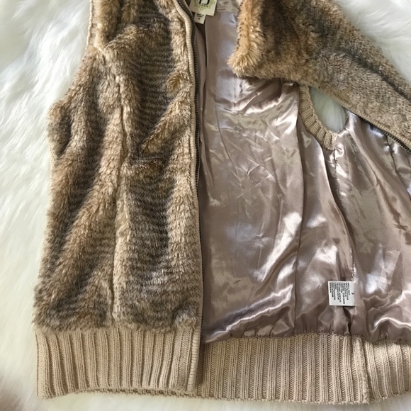 ｆａｕｘ ｆｕｒ ｖｅｓｔ - Picture 7 of 8